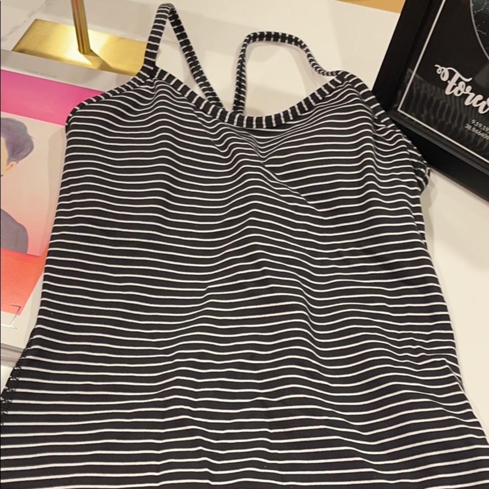 Lululemon tank